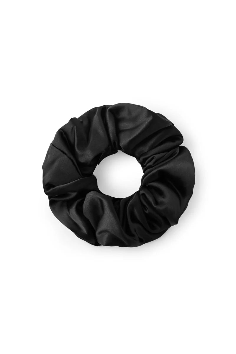 Exquisite Silk Scrunchies: A Symphony of Elegance - Rosey Isle