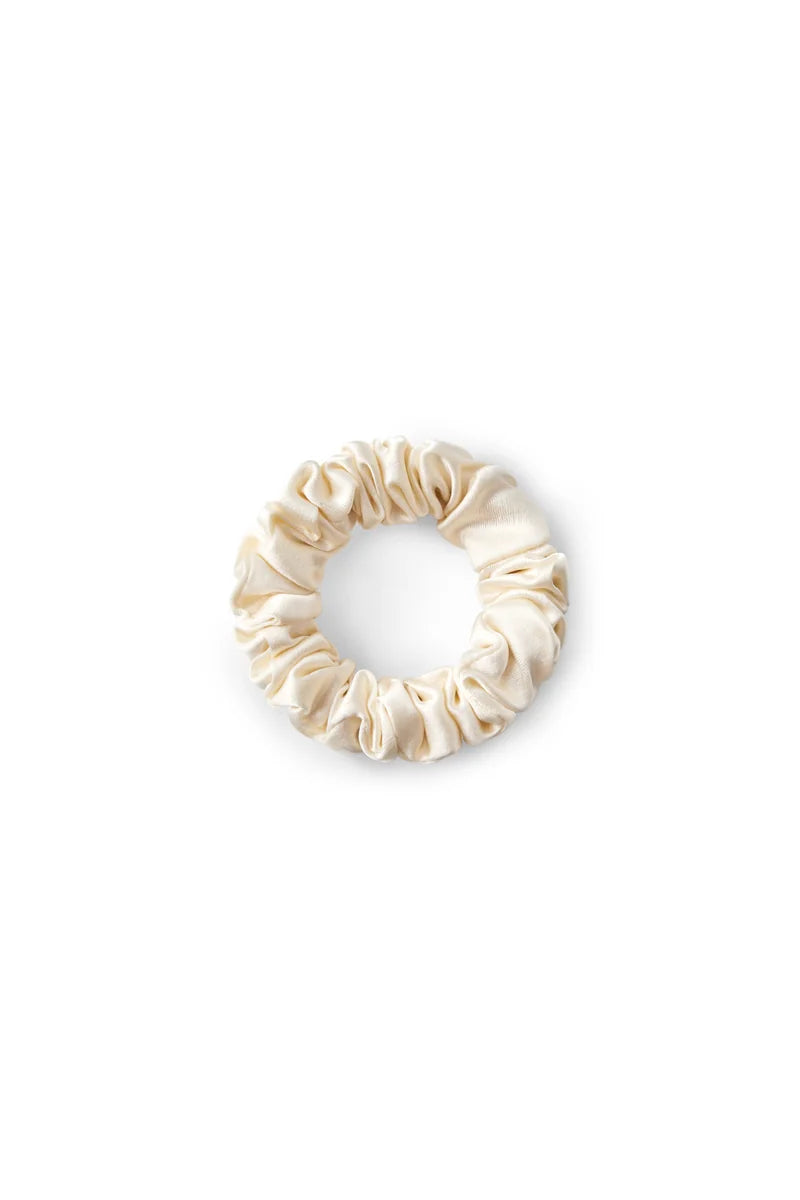 Luxurious Satin & Silk Scrunchie - Timeless Elegance - Rosey Isle
