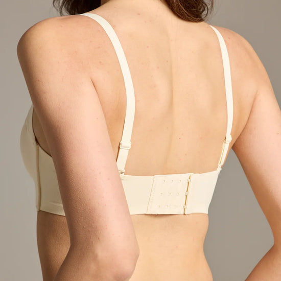 Elegance Redefined: The Luxe Strapless Bra by Brand - Rosey Isle
