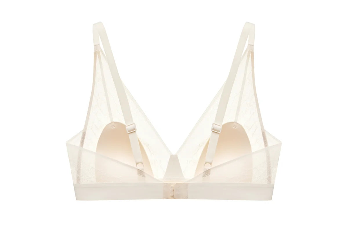 Exquisite Cream Lace Bralette: Elegance Redefined - Rosey Isle